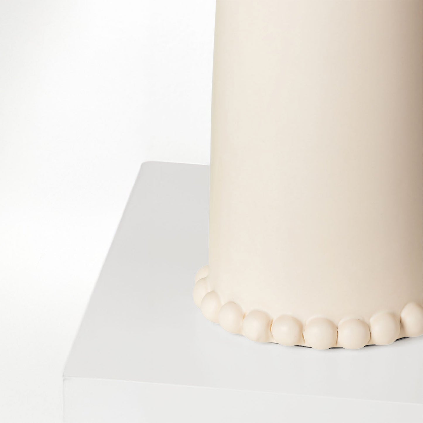 Leuchte Shop Keramik-Tischlampe 27", Antik-Elfenbein